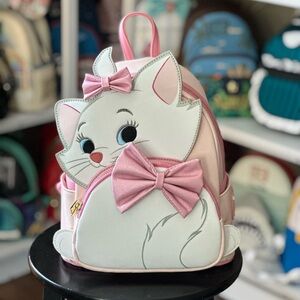 Disney ARISTOCATS Marie LACC Exclusive